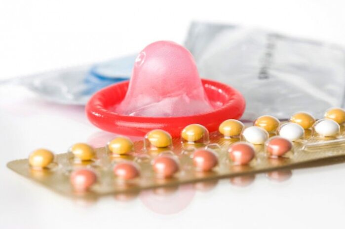 Prezervatyvai ir kontraceptinės tabletės apsaugo nuo nepageidaujamo nėštumo